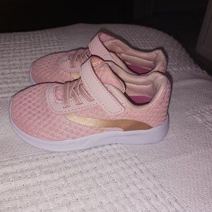 Toddler girls mesh jogger shoe